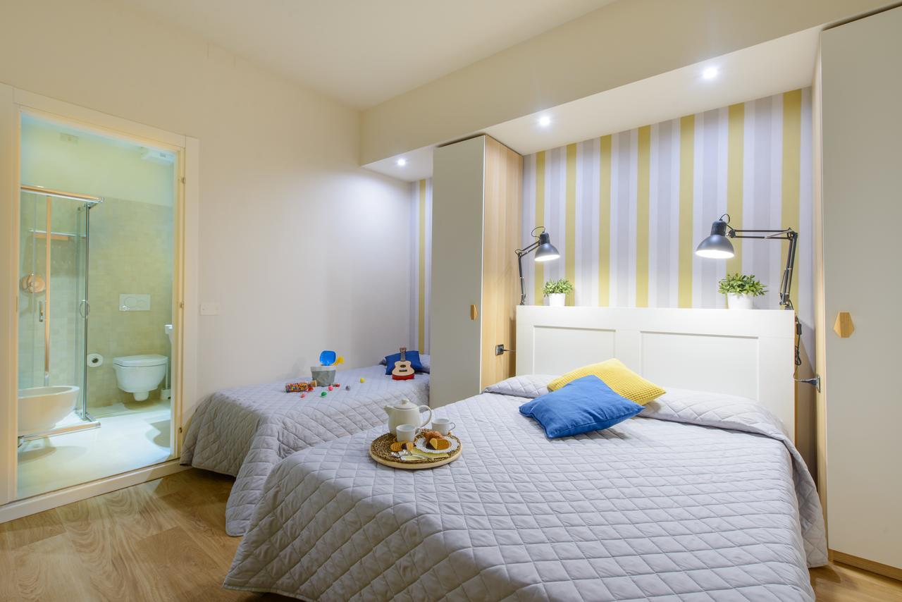 Hotel Esplanade Ріміні Екстер'єр фото